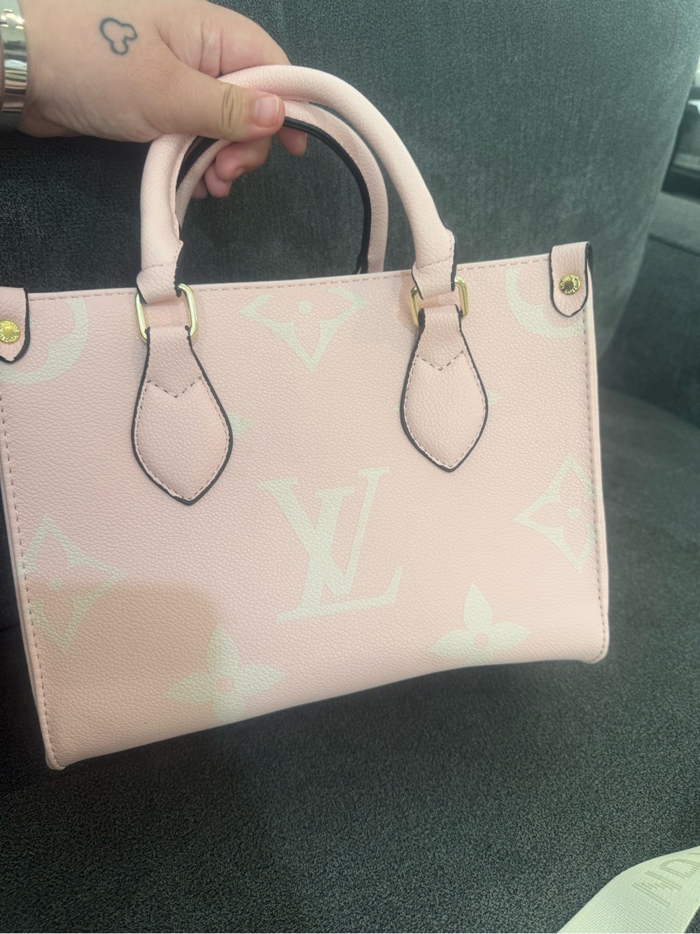 BABY PINK UNBRANDED PURSE